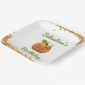 Unser kleiner Pumpkin Fall Geburtstag Pappteller (Gewinkelt)
