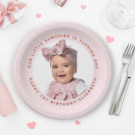 Unser kleiner Sonnenschein ist ein Foto eines Mädc Pappteller