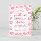 Unser kleiner Sweetheart Valentine Geburtstag Einladung (Stehend Vorderseite)