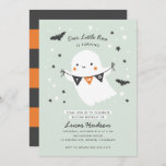 Unser kleines Boo Niedliches Kid Halloween zum zwe Einladung<br><div class="desc">Feiern Sie Ihren ersten Geburtstag mit dieser bezaubernden Geburtstagsfeier zum Halloween-Thema. Es zeigt ein Minzthema,  Schwarz,  Weiß und Orange mit einer Darstellung eines niedlich lächelnden Geistes,  der ein buntes Banner mit dem Wort "One" hält</div>