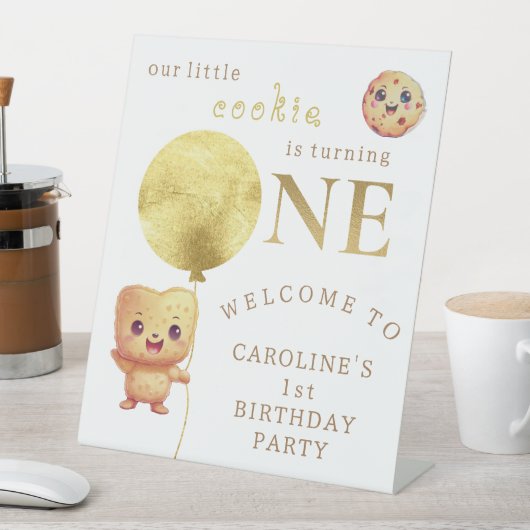 Unser kleines Cookie, das ein Foto zum 1. Geburtst Sockelschild (In Situ)