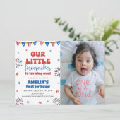 Unser kleines Firecracker 1. Geburtstag Party Foto Einladung (Stehend Vorderseite)