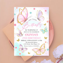 Unser kleines Schmetterling-Pastel-Rainbow-Mädchen