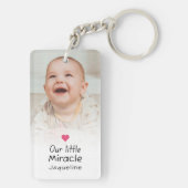 Unser kleines Wunderkind Baby Neugeborener Foto Na Schlüsselanhänger (Rückseite)