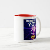 Unser Party braucht Sie - Mincepies Zweifarbige Tasse (VorderseiteRechts)