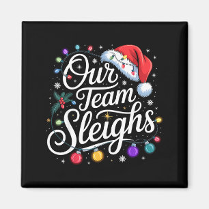 Unser Team räumt Weihnachtslichter Rote Santa-Mütz Magnet