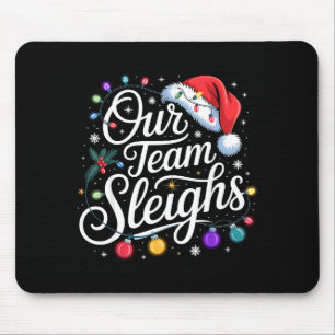 Unser Team räumt Weihnachtslichter rote Santa-Mütz Mousepad