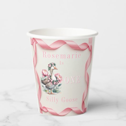 Unsere Alberne Gans wird zum Geburtstag Pappbecher (Vorderseite)