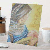 Unsere Dame des Schweigens hält das Baby Jesus Sockelschild (In Situ)