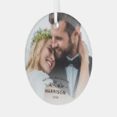 Unsere erste Weihnachtskalligraphie Mr. und Mrs. F Ornament Aus Glas (Vorderseite links)