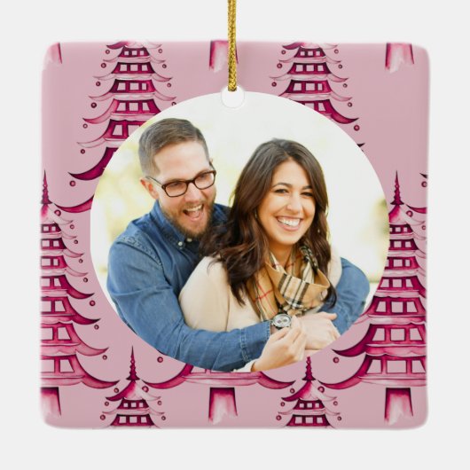 Unsere erste Weihnachtszeit Verheirateter Roter Pa Keramikornament (Rückseite)