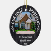 Unsere erste Wohnung 2022 Individuelle Name & 2 Fo Keramik Ornament (Rechts)