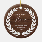 Unsere erste Zuhause | Rustikaler brauner Holzscha Keramik Ornament (Hinten)