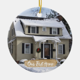 Unsere erste Zuhause-Weihnachtsverzierung Keramikornament