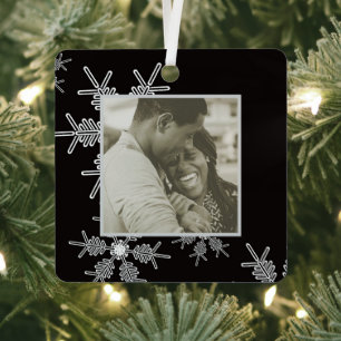 Unsere ersten Schwarzen Schneeflocken Minimalistis Ornament Aus Metall