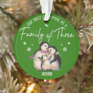 Unsere ersten Weihnachten als Familie von drei Ornament