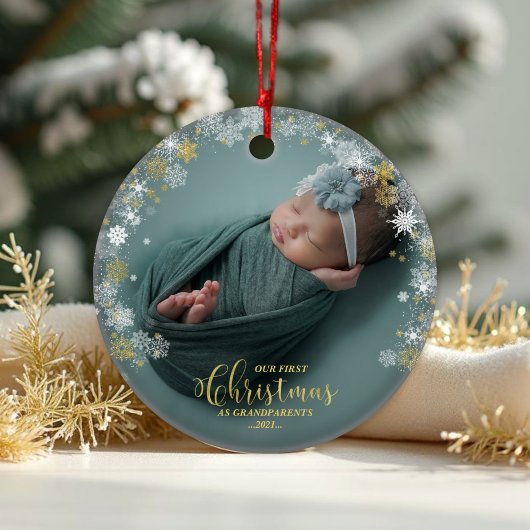 Unsere ersten Weihnachten als Großeltern Foto Orna Ornament