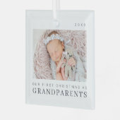 Unsere ersten Weihnachten als Großeltern Moderner  Ornament Aus Glas (Vorderseite links)