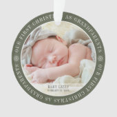 Unsere ersten Weihnachten als Großeltern Modernes Ornament (Vorderseite)