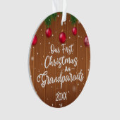 unsere ersten Weihnachten als Großeltern realistis Ornament (Vorderseite)