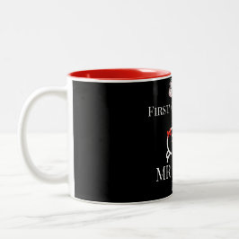 Unsere ersten Weihnachten als Herr und Frau Newlyw Zweifarbige Tasse