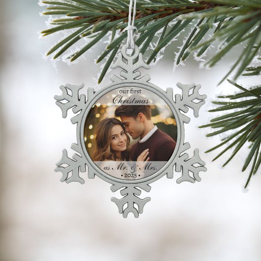 Unsere ersten Weihnachten als Mr. & Mrs. 2025 Schneeflocken Zinn-Ornament