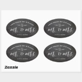 Unsere ersten Weihnachten als Mr. & Mrs. Chalkboar Ovaler Aufkleber (Blatt)