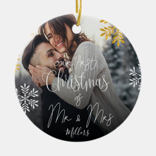Unsere ersten Weihnachten als Mr. & Mrs. Newlywed Keramik Ornament (Vorne)