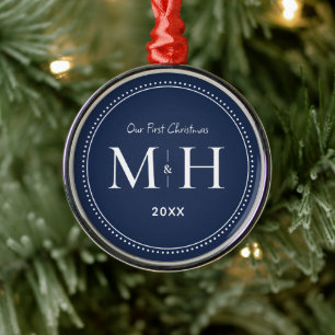 Unsere ersten Weihnachten Newlywings Monogram Navy Ornament Aus Metall