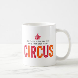 Unsere Familie ist gerade ein Zelt weg von einem Kaffeetasse