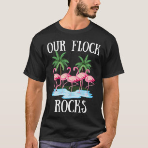 Unsere Flock Rocks Flamingos Lover Familienurlaub T-Shirt