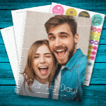 Unsere Hochzeit des großen Fotos Planer<br><div class="desc">Hochzeitsplaner mit Ihrem Lieblings-Foto auf der Vorderseite - personalisiert mit Ihren Details in schicken Schriften. Der Planer beinhaltet monatliche und wöchentliche Layouts,  12 Monate,  60 Seiten mit laminierten Soft Cover vorne und hinten.</div>