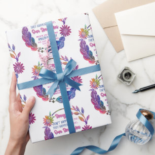 Unsere Kämpfe formen uns zu den erstaunlichen Mens Geschenkpapier