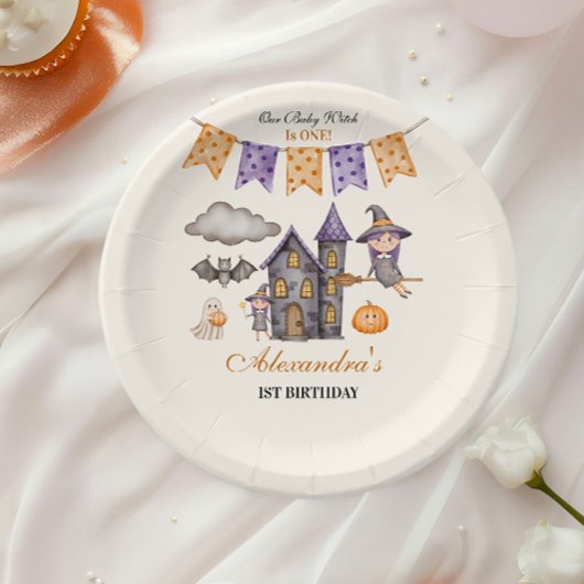 Unsere kleine Hexe dreht sich eins Pappteller