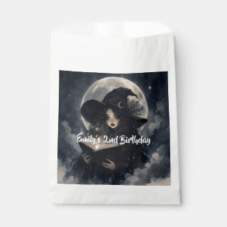 unsere kleine Hexe wird 2 ||  Geschenktütchen