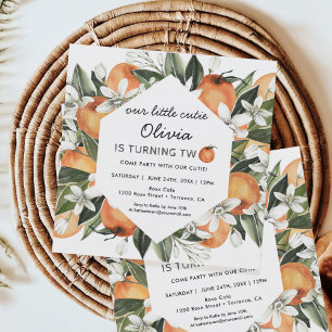 Unsere kleine Süsse, die das zweite Party zum Gebu Einladung