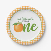 Unsere kleine Süsse dreht eine Platte - oder Karie Pappteller (Vorderseite)