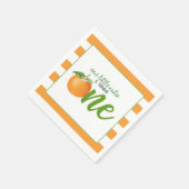 Unsere kleine Süsse dreht einen Napkin - oder Stre Serviette (Ecke)