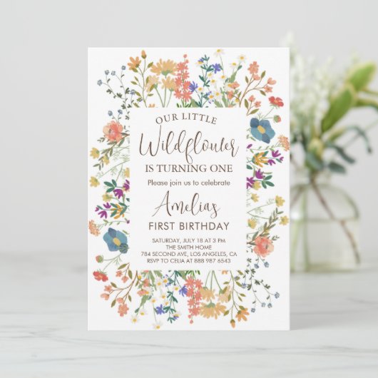 Unsere kleine Wildblume Girl First Birthday Party Einladung (Stehend Vorderseite)