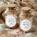 Unsere Liebe ist Gewürzkräuter Runder Aufkleber<br><div class="desc">Das sind die perfekten kleinen Aufkleber Geschenketiketten. Sie können den Text anpassen und die Farben ändern.</div>