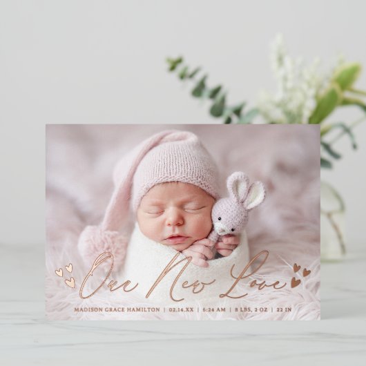 Unsere neue Liebe Foil Script Foto Geburtsankündig Folieneinladung (Stehend vorne)