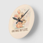 Unstable but Cute Runde Wanduhr (Winkel)