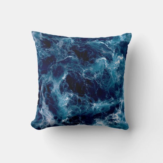 Untamed Sea Churn Kissen (Vorderseite)
