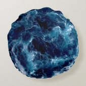 Untamed Sea Churn Rundes Kissen (Rückseite)