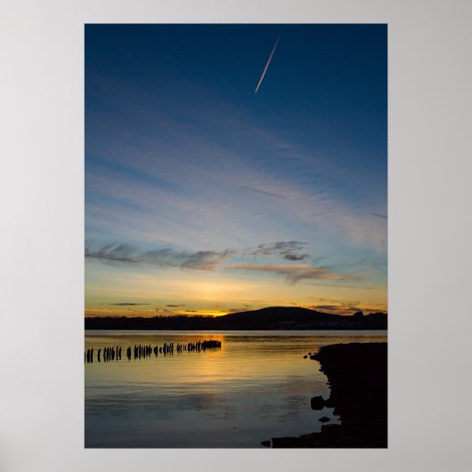 Unten liegend poster (Vorne)