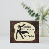 UNTER ABDECKUNG VON NINJA POSTKARTE (Stehend Vorderseite)