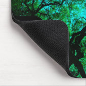 Unter dem Baum in Türkis II Mousepad (Ecke)