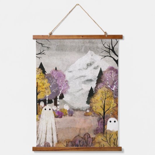 Unter dem Berg Wandteppich Mit Holzrahmen (Vorderseite)