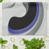 Unter dem Blau: Abstrakt grau, schwarz und blau Geschirrtuch (Gefaltet)