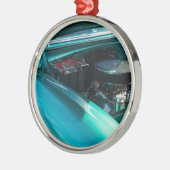 Unter dem Deckmantel Silbernes Ornament (Links)